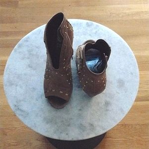 Brown & Gold Vince Camuto 8 1/2 Women Booties